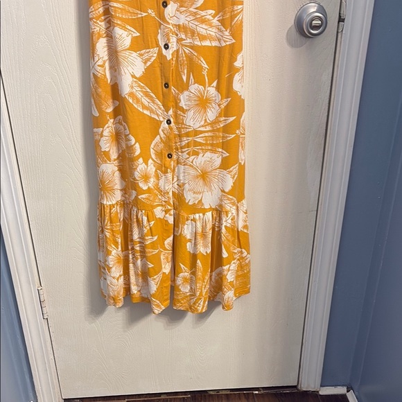 Roxy Yellow Ruched Maxi Sundress - Picture 3 of 10